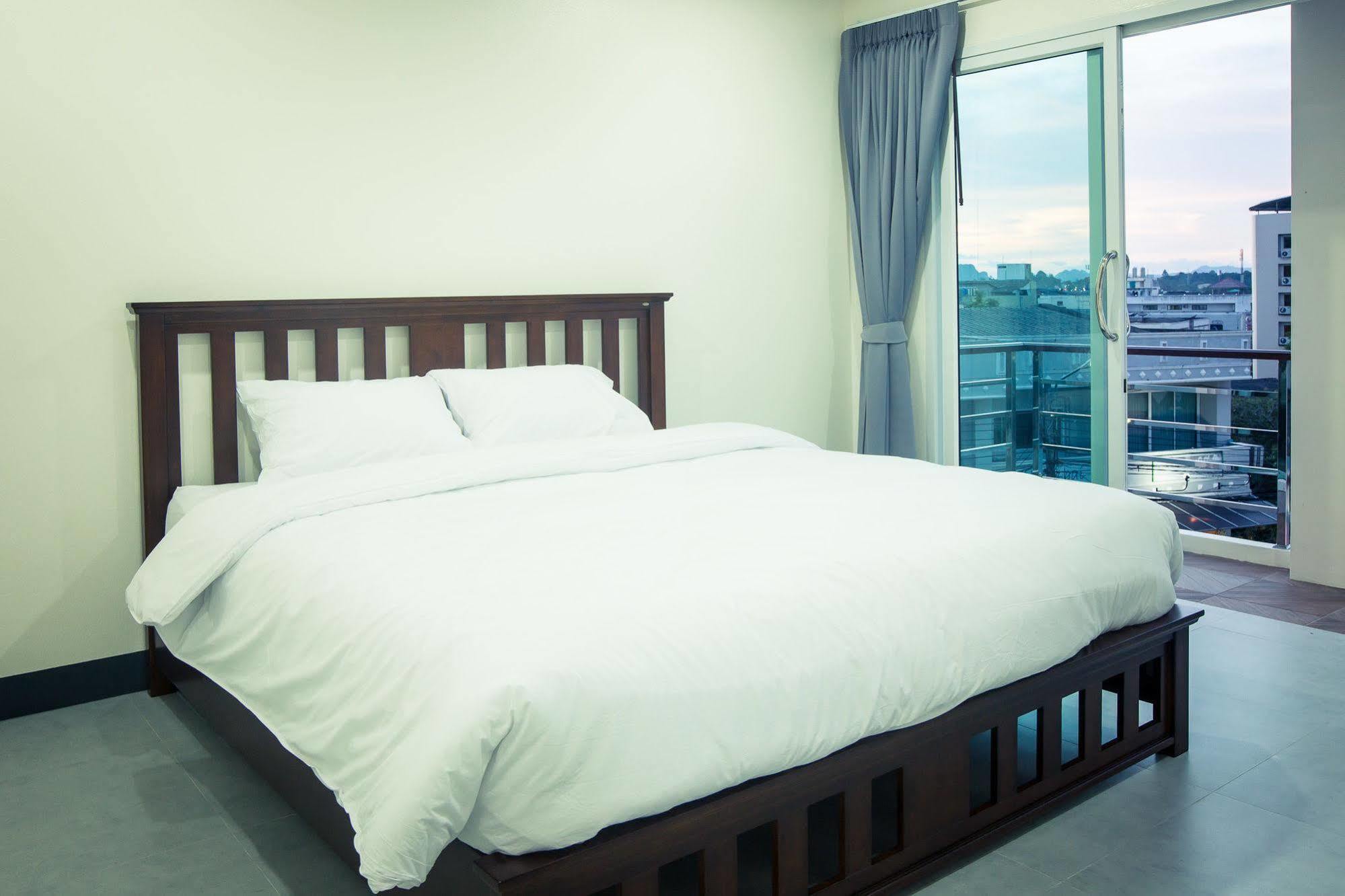 เดอะ ไนน์ เฮาส์ กระบี่ Hotel Krabi ภายนอก รูปภาพ